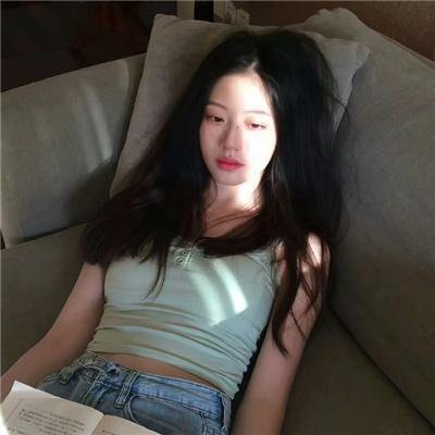 悲怜上帝的小女儿 海报